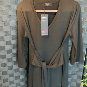 Rebdolls Size 1X "keeping in contact" waist tied mini dress.